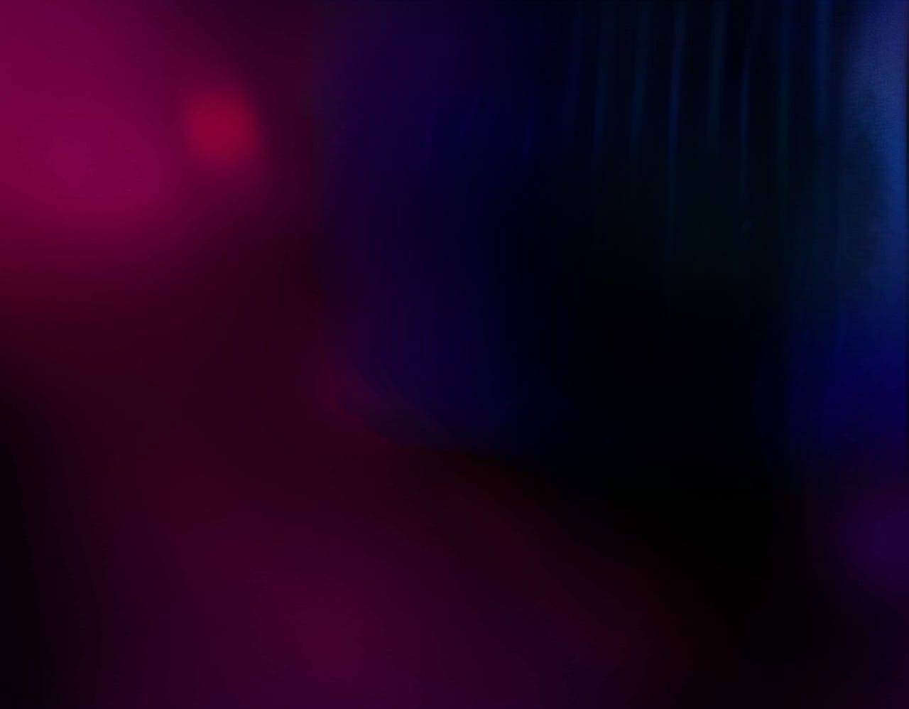 Laravel background